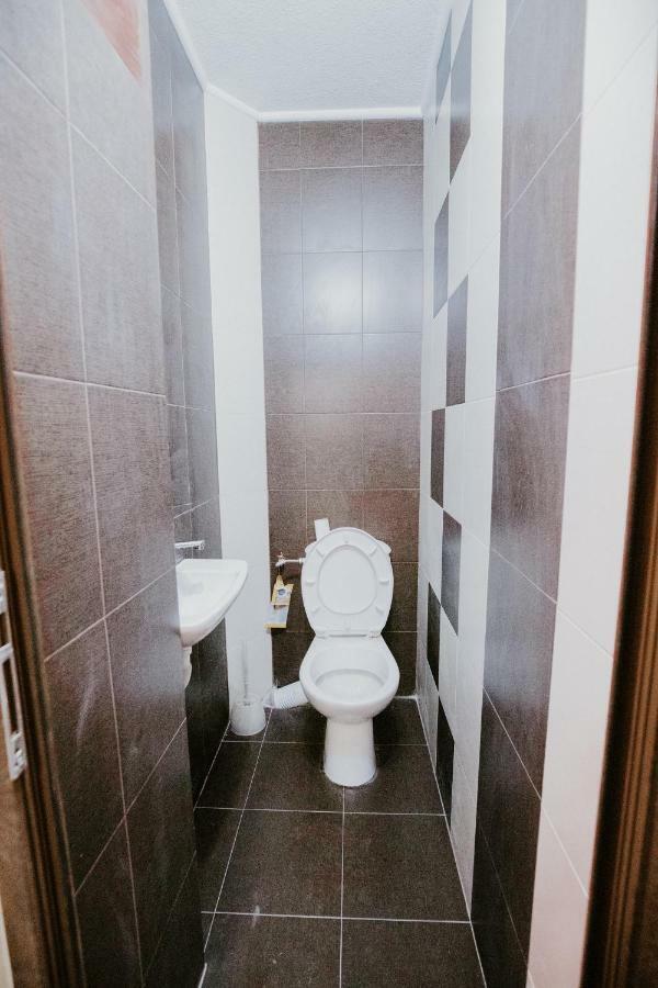 Dimitrovi Apartment Sofia Esterno foto